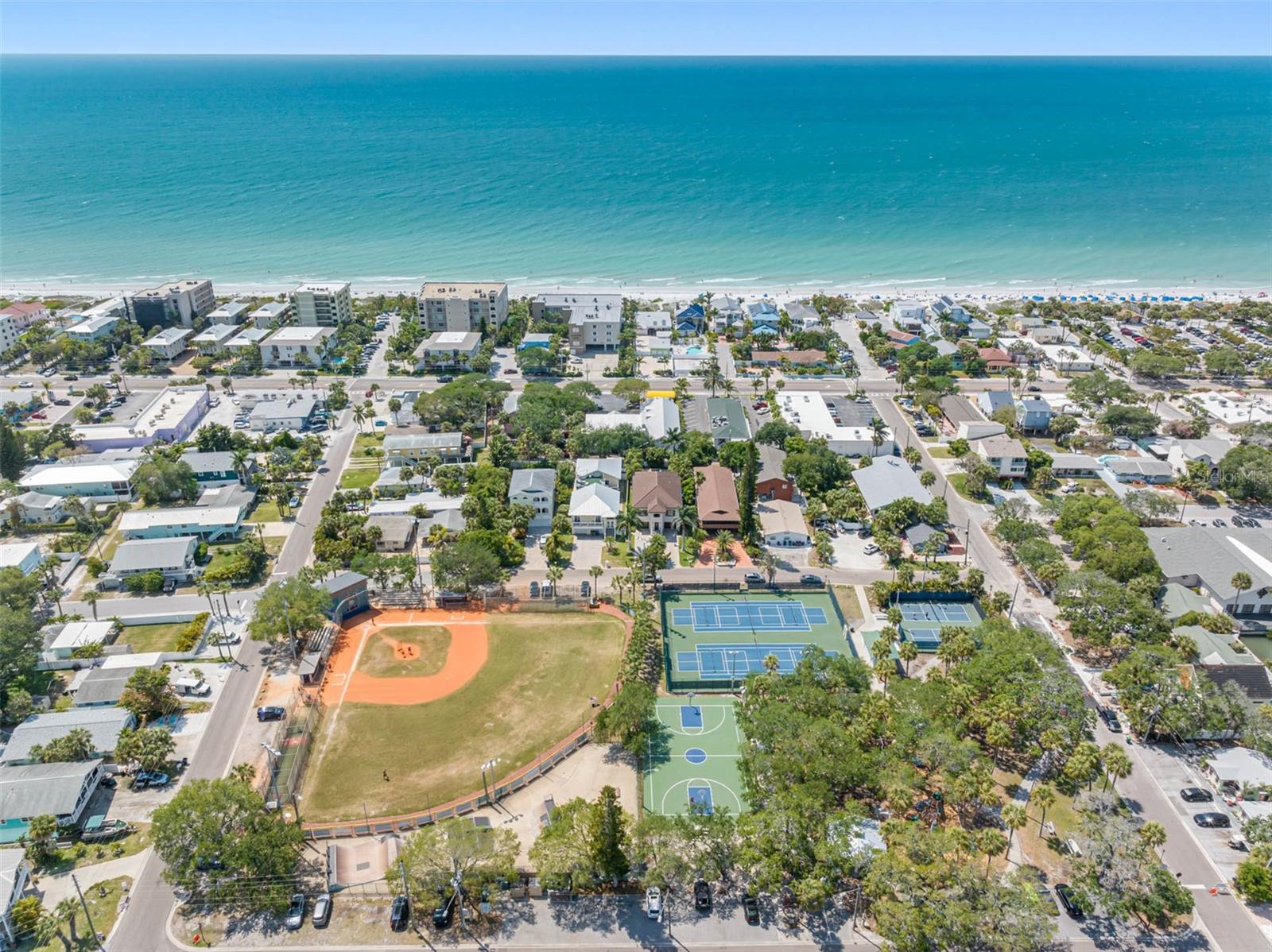 2700 GULF BLVD #2, INDIAN ROCKS BEACH, FL, 33785