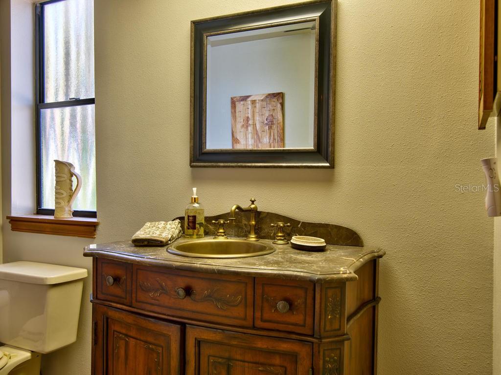 2700 GULF BLVD #2, INDIAN ROCKS BEACH, FL, 33785