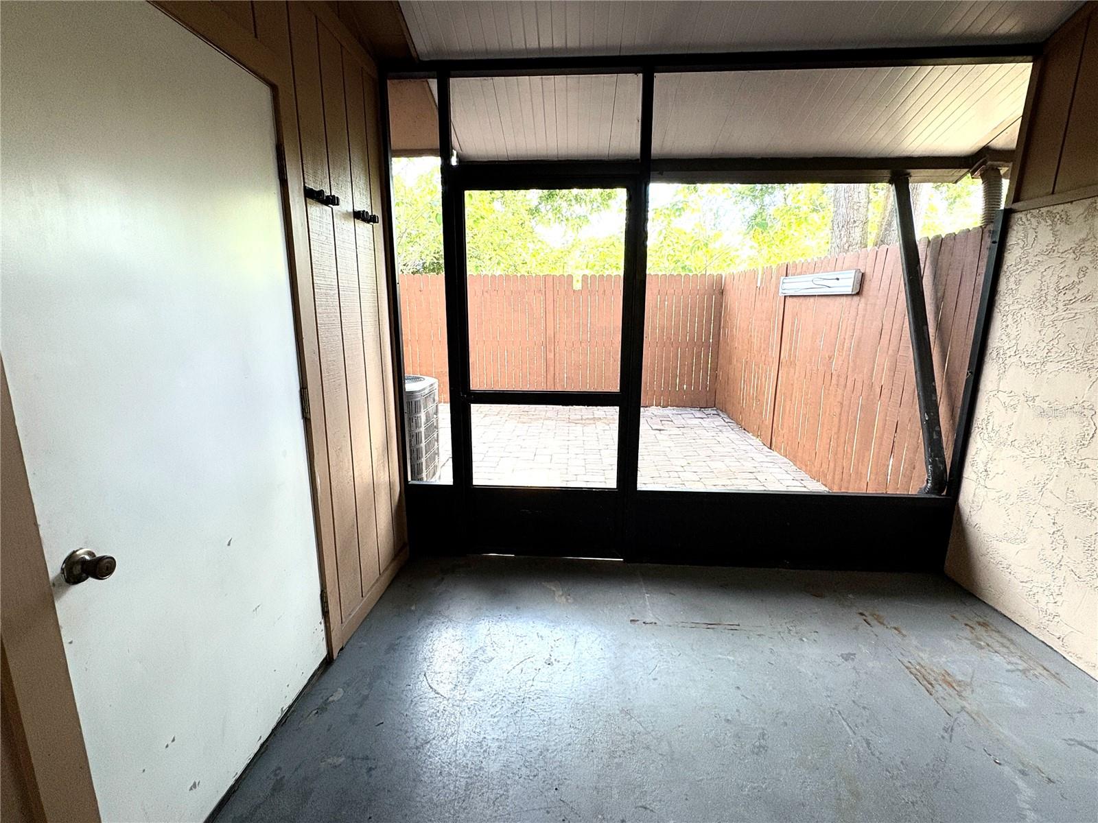 4006 CEDAR LIMB CT, TAMPA, FL, 33614