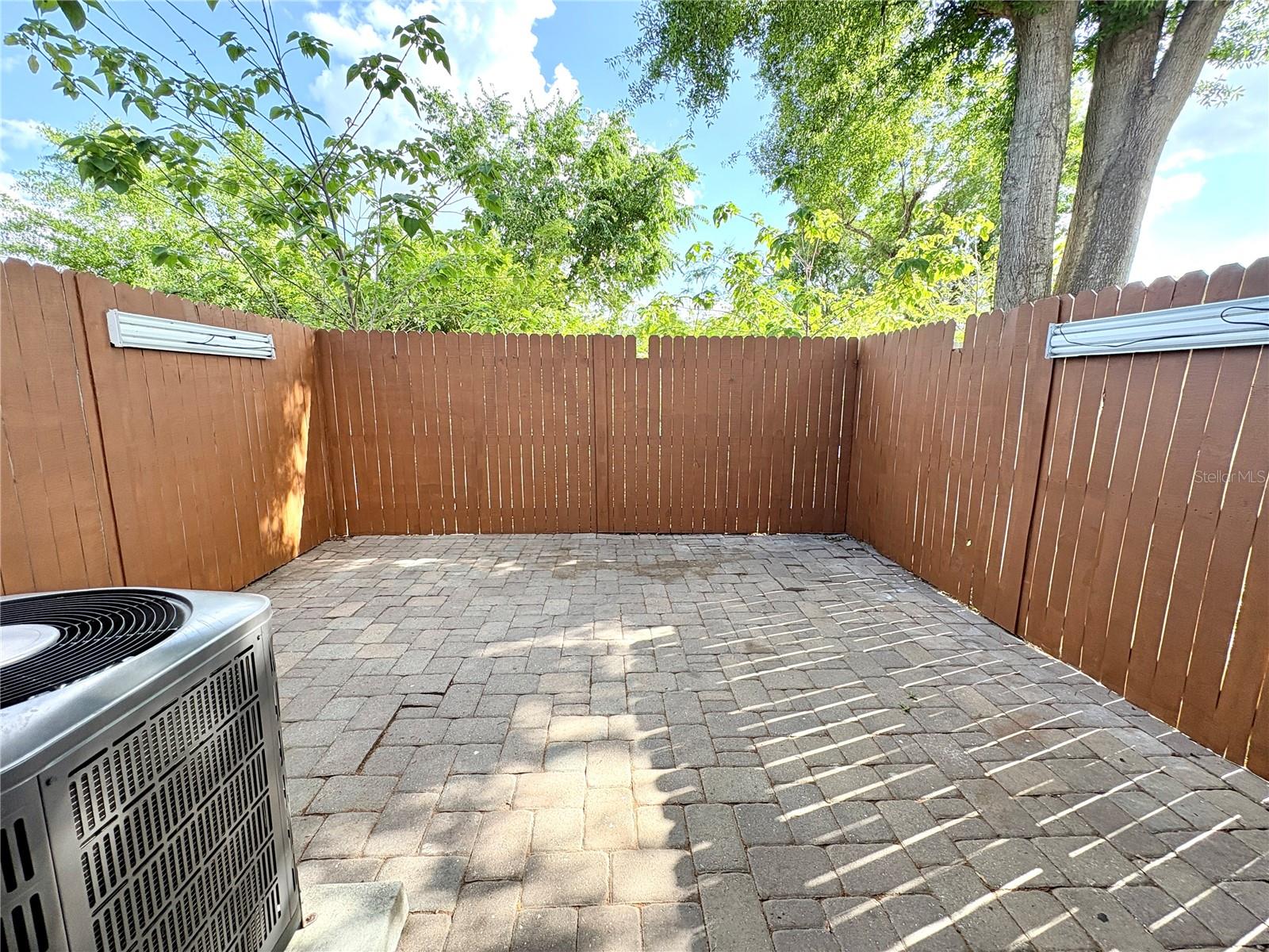 4006 CEDAR LIMB CT, TAMPA, FL, 33614