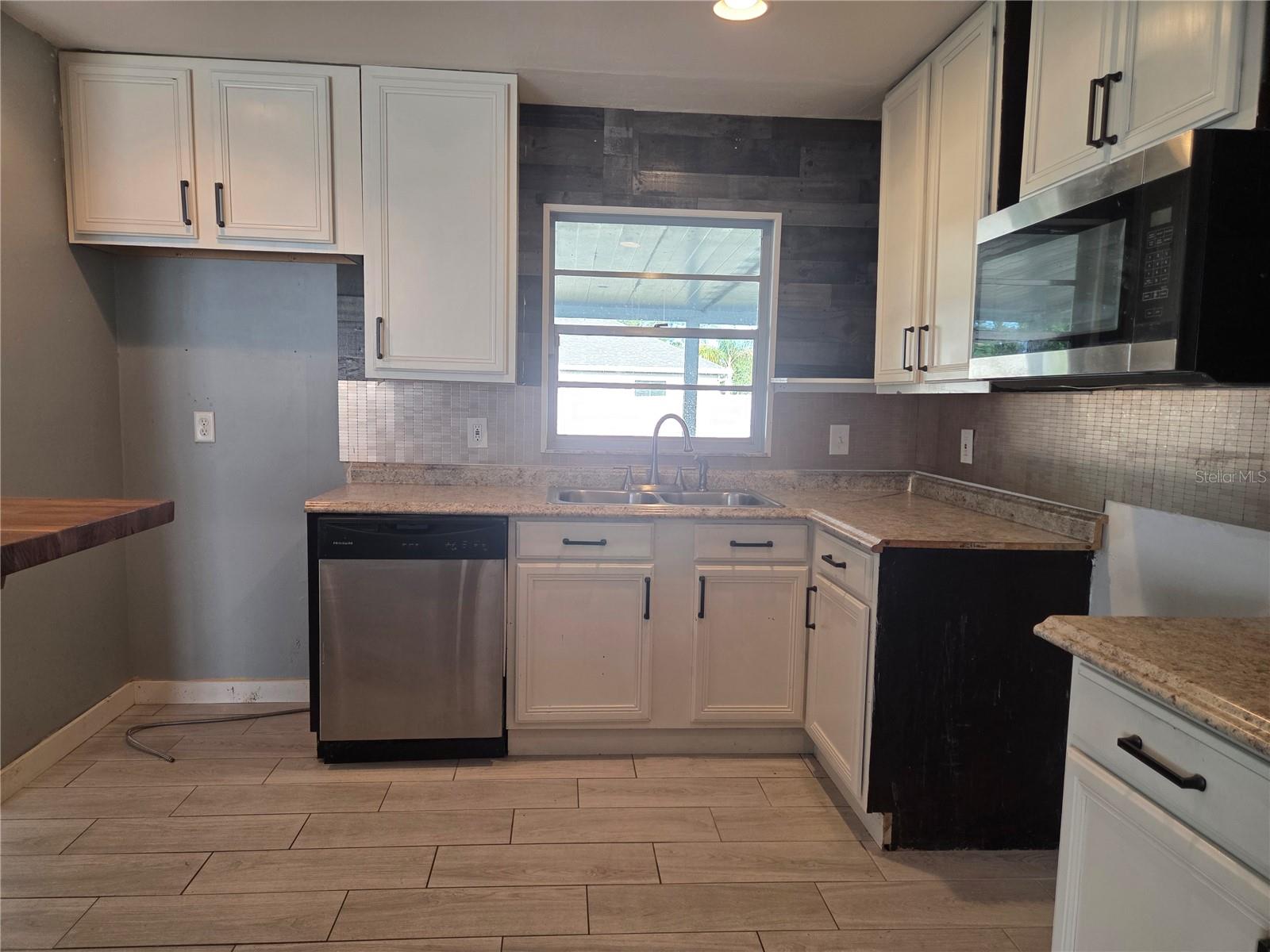 458 CORAL AVE SE, PALM BAY, FL, 32909