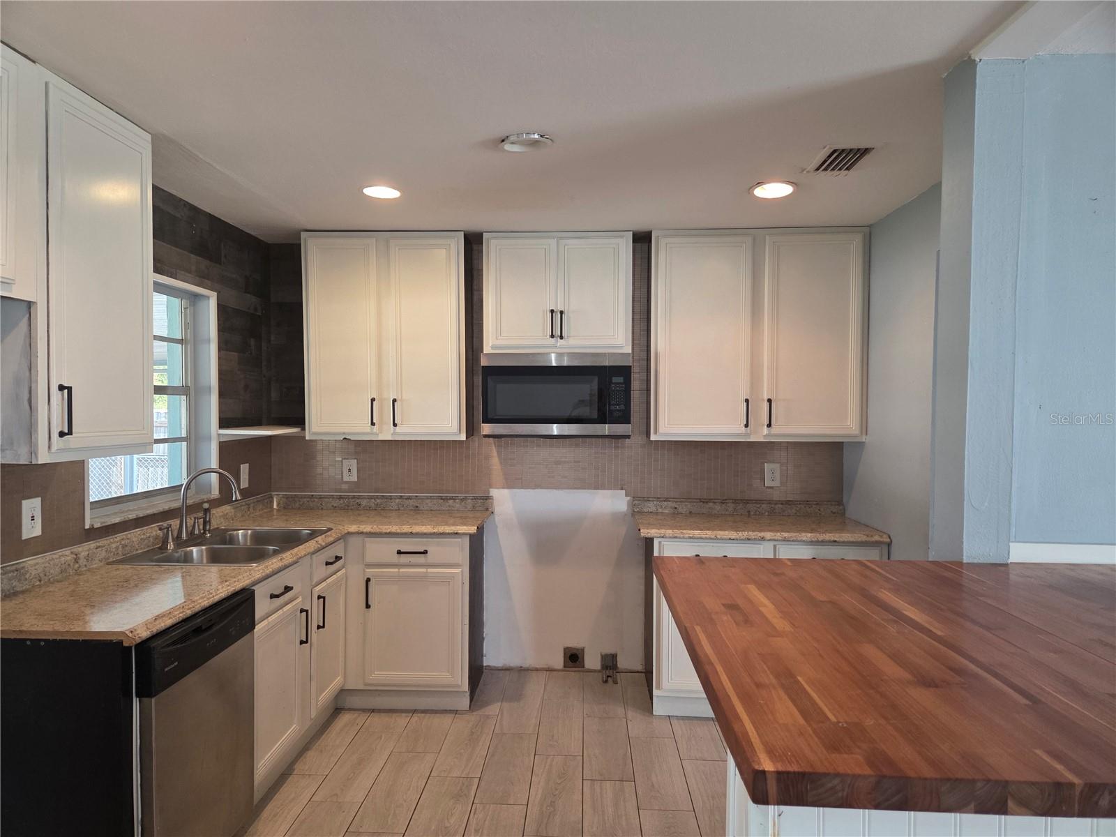 458 CORAL AVE SE, PALM BAY, FL, 32909