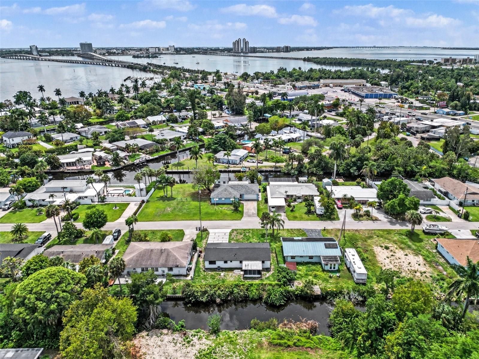 73 CARDINAL DR, NORTH FORT MYERS, FL, 33917