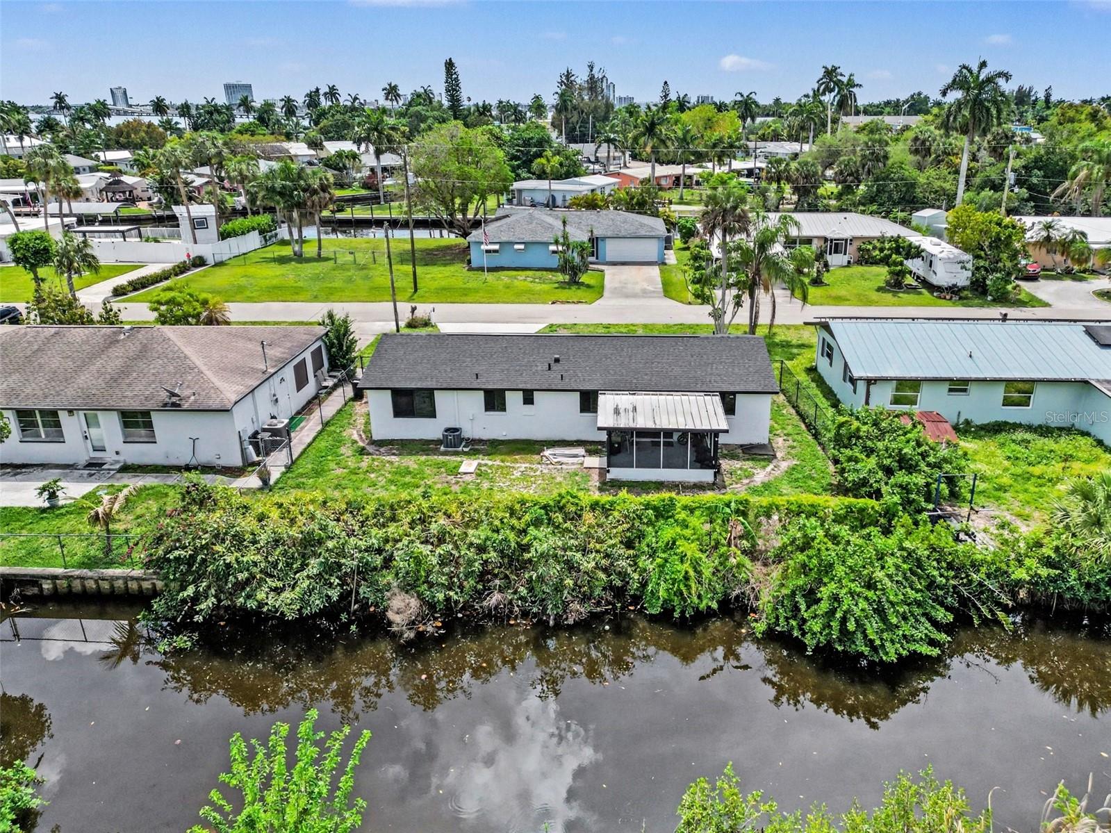 73 CARDINAL DR, NORTH FORT MYERS, FL, 33917