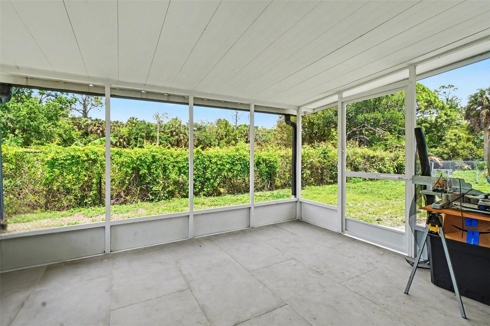 73 CARDINAL DR, NORTH FORT MYERS, FL, 33917