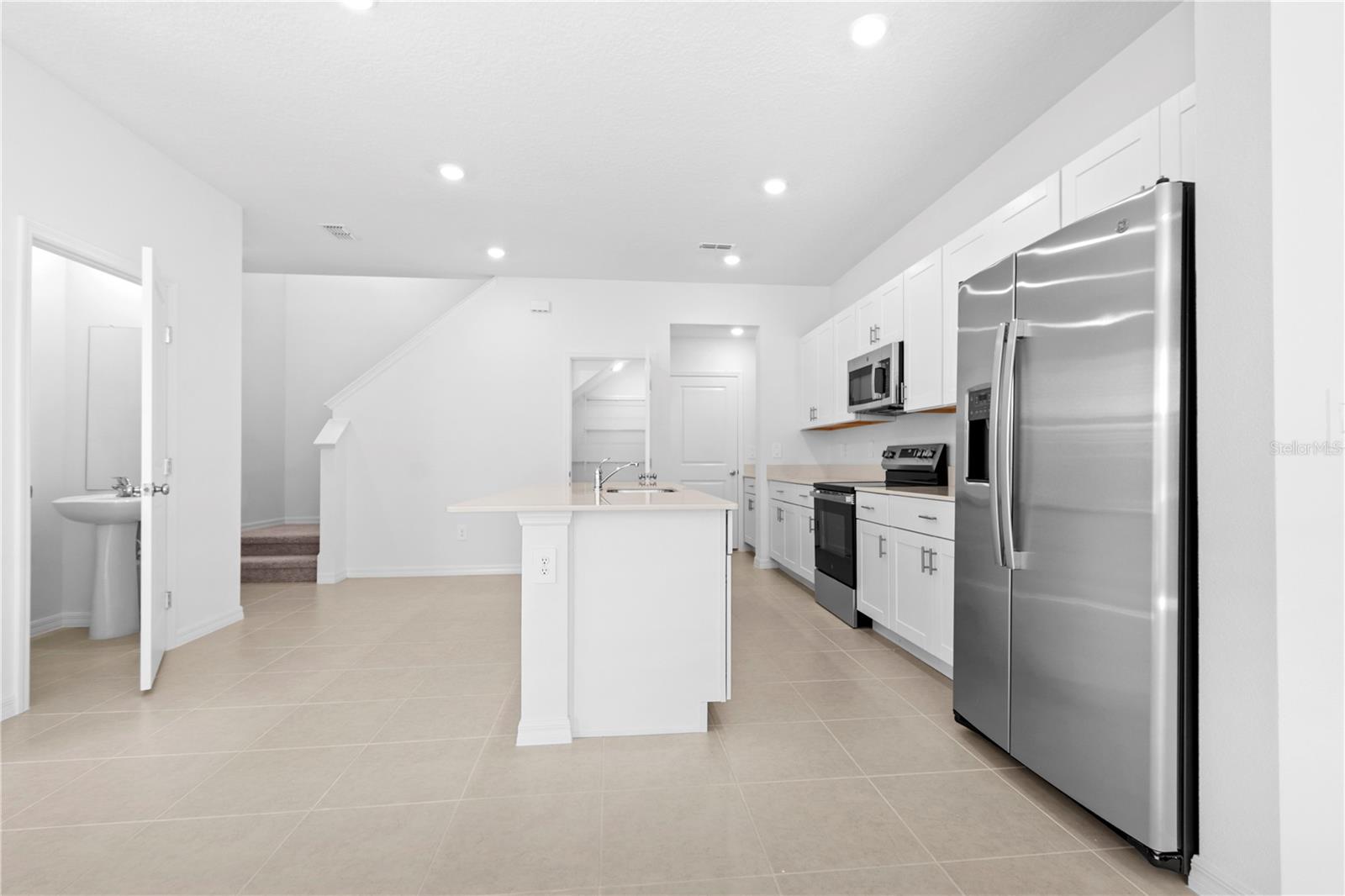 3396 LAPIS LAKE DR, ZEPHYRHILLS, FL, 33541