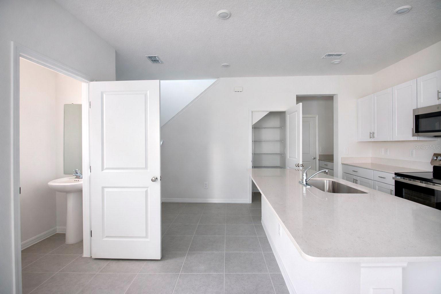 3396 LAPIS LAKE DR, ZEPHYRHILLS, FL, 33541