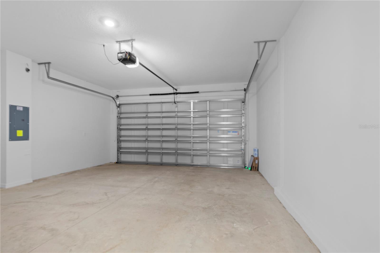 3396 LAPIS LAKE DR, ZEPHYRHILLS, FL, 33541