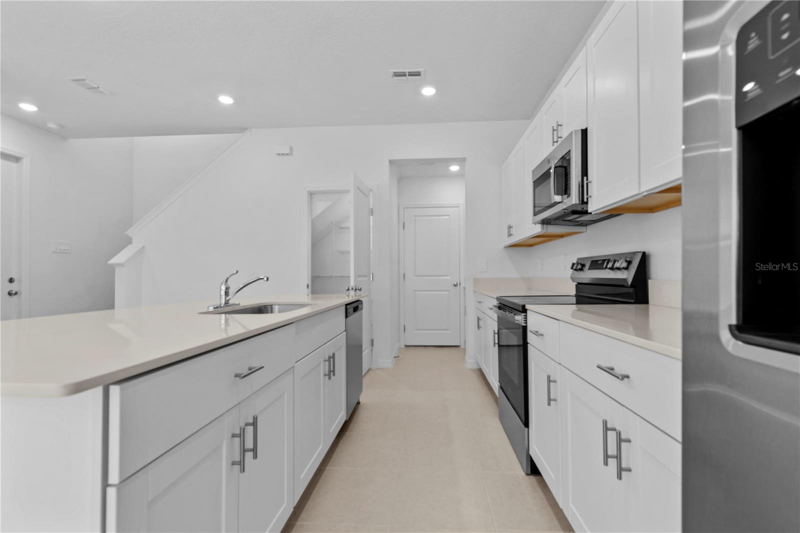 3396 LAPIS LAKE DR, ZEPHYRHILLS, FL, 33541