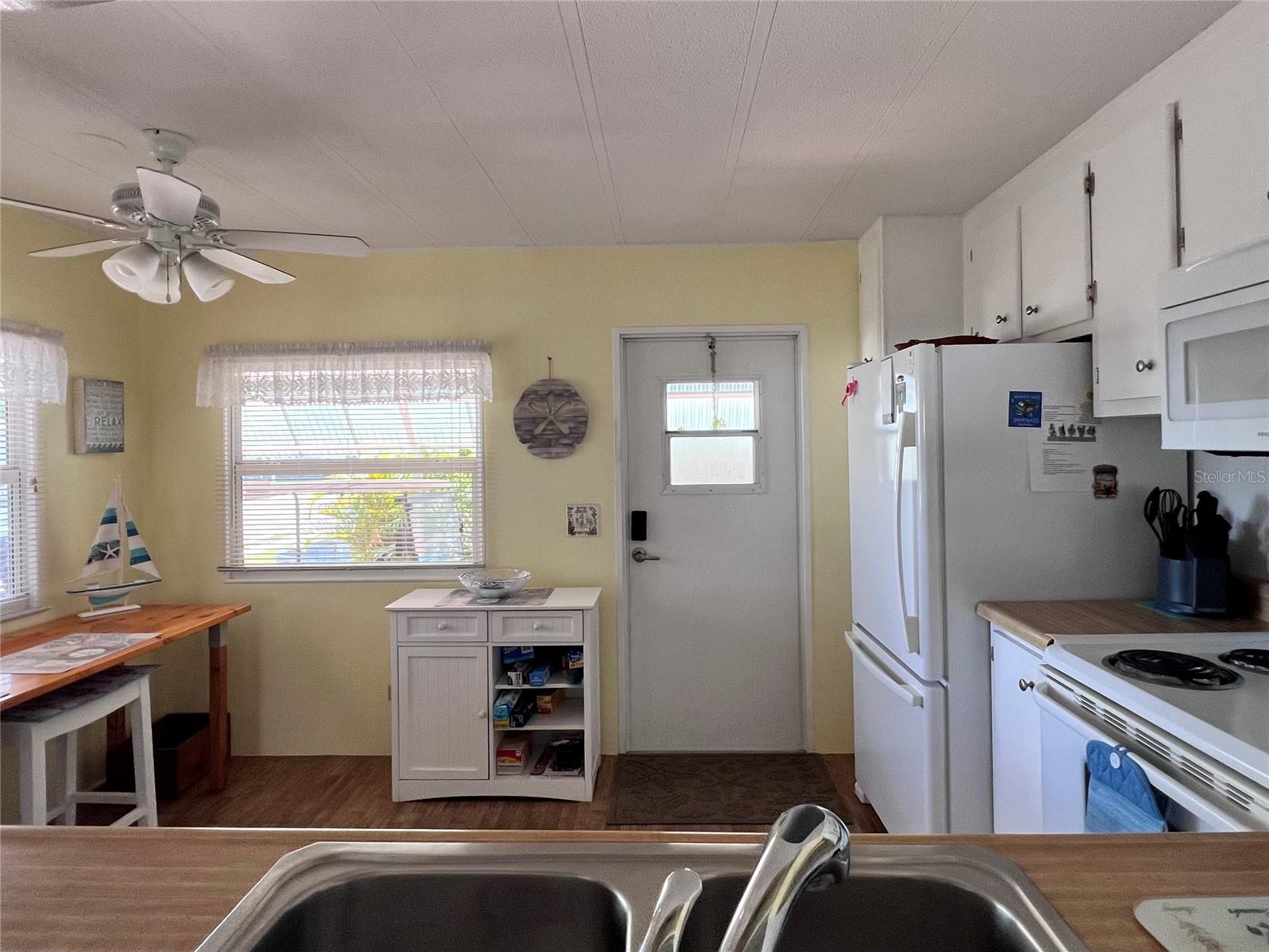 1100 BELCHER RD S #260, LARGO, FL, 33771