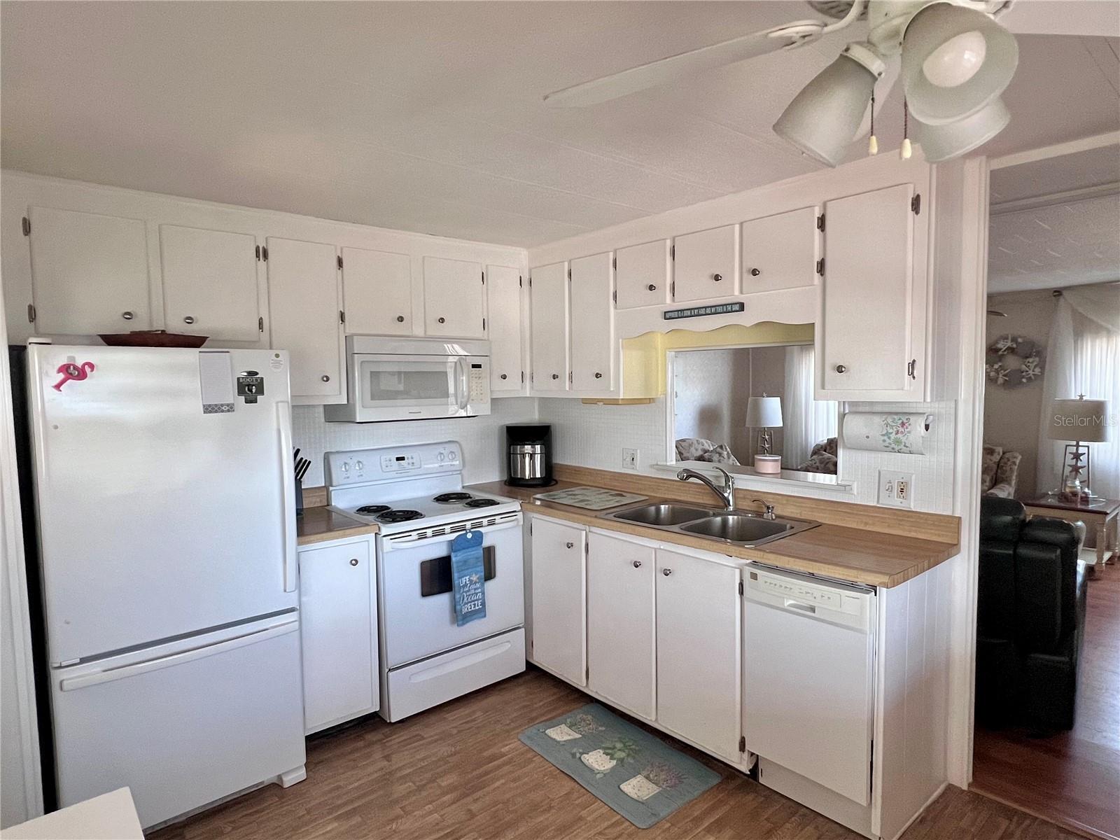 1100 BELCHER RD S #260, LARGO, FL, 33771