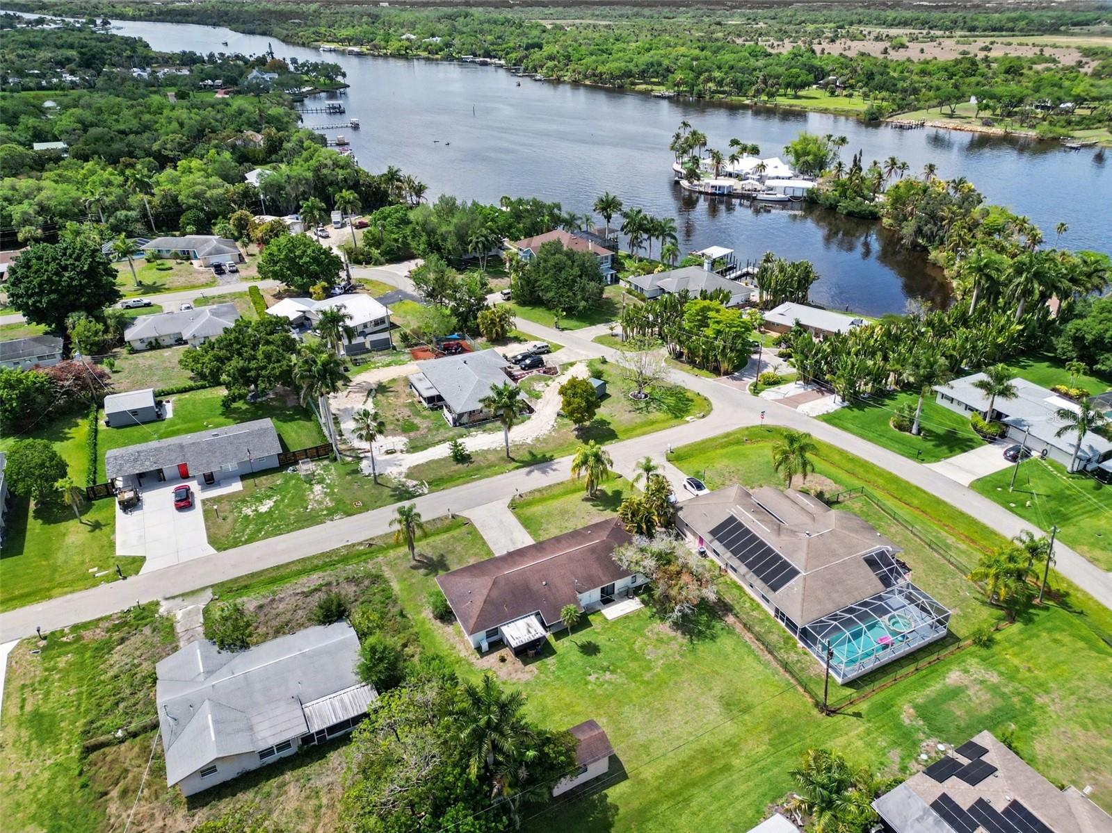 2208/2210 IRIS WAY, FORT MYERS, FL, 33905