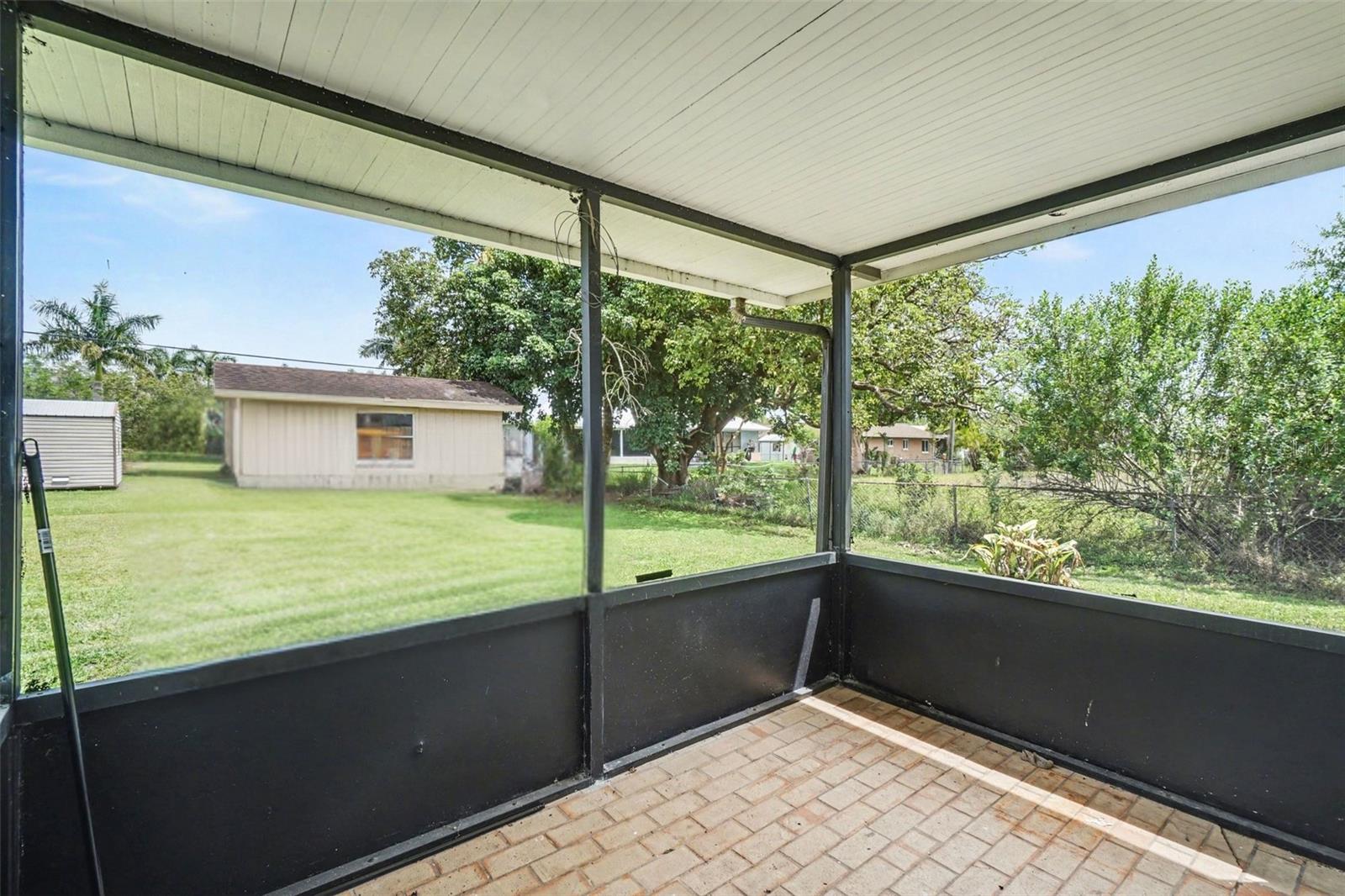 2208/2210 IRIS WAY, FORT MYERS, FL, 33905