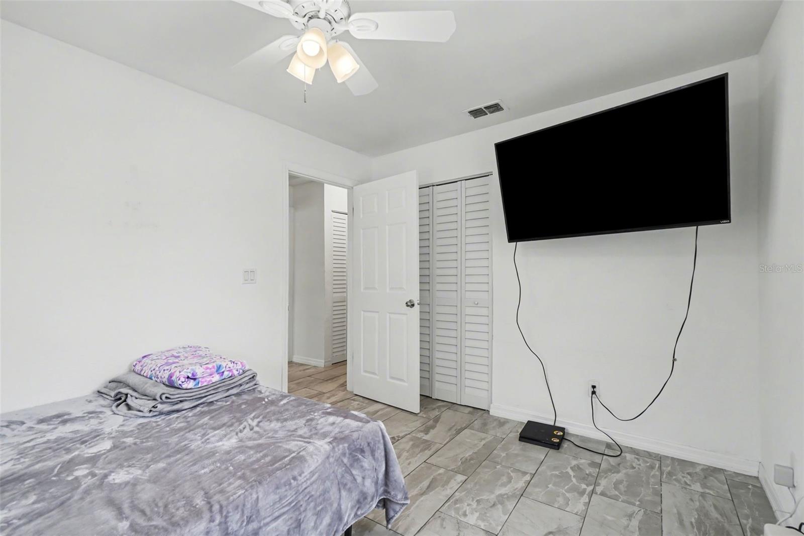 2208/2210 IRIS WAY, FORT MYERS, FL, 33905