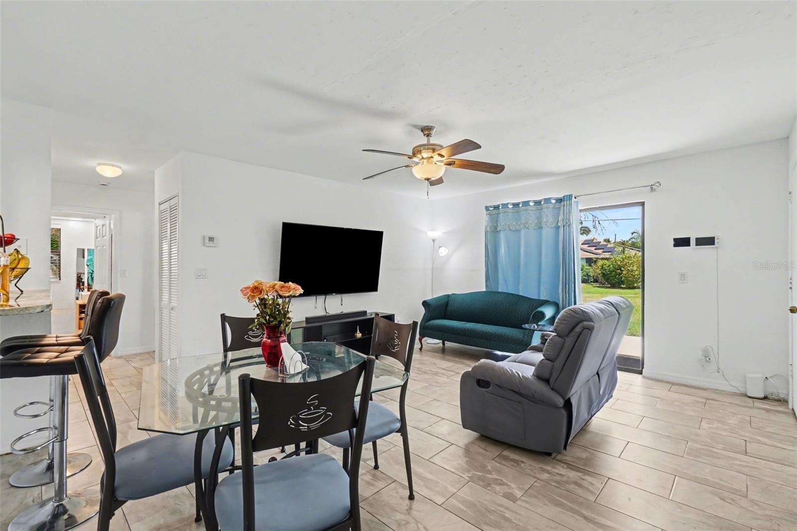 2208/2210 IRIS WAY, FORT MYERS, FL, 33905