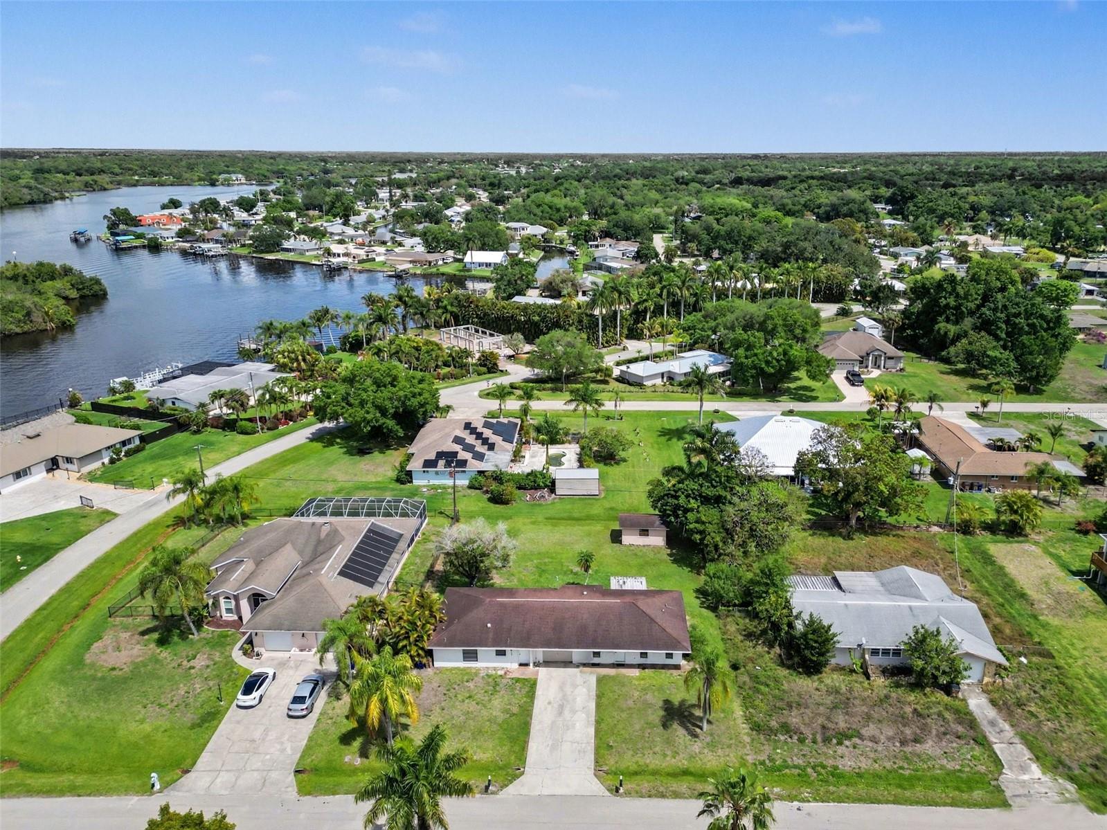 2208/2210 IRIS WAY, FORT MYERS, FL, 33905