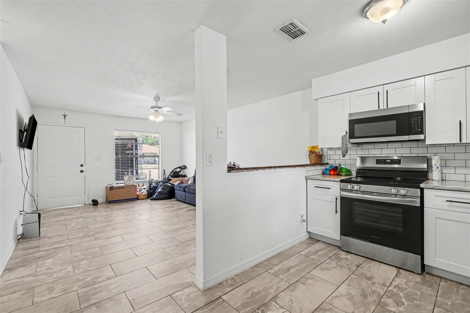 2208/2210 IRIS WAY, FORT MYERS, FL, 33905