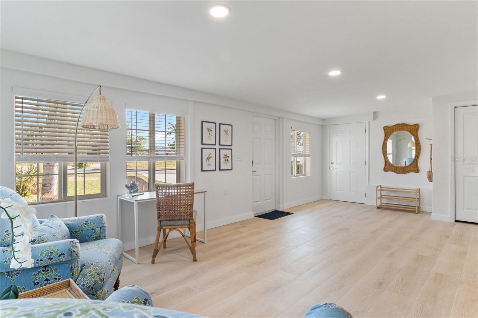 2901 PALM DR, PUNTA GORDA, FL, 33950