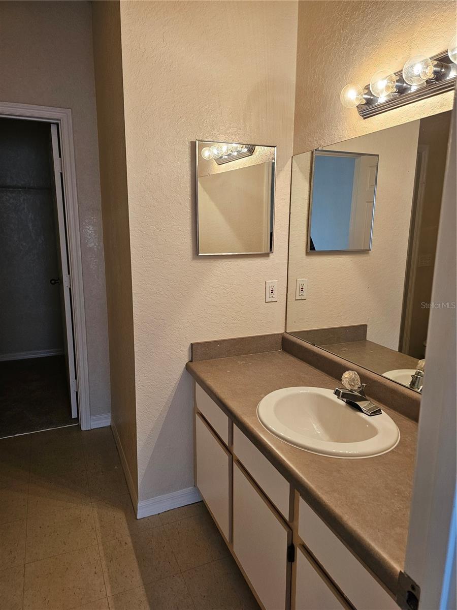 5979 WESTGATE DR #1021, ORLANDO, FL, 32835