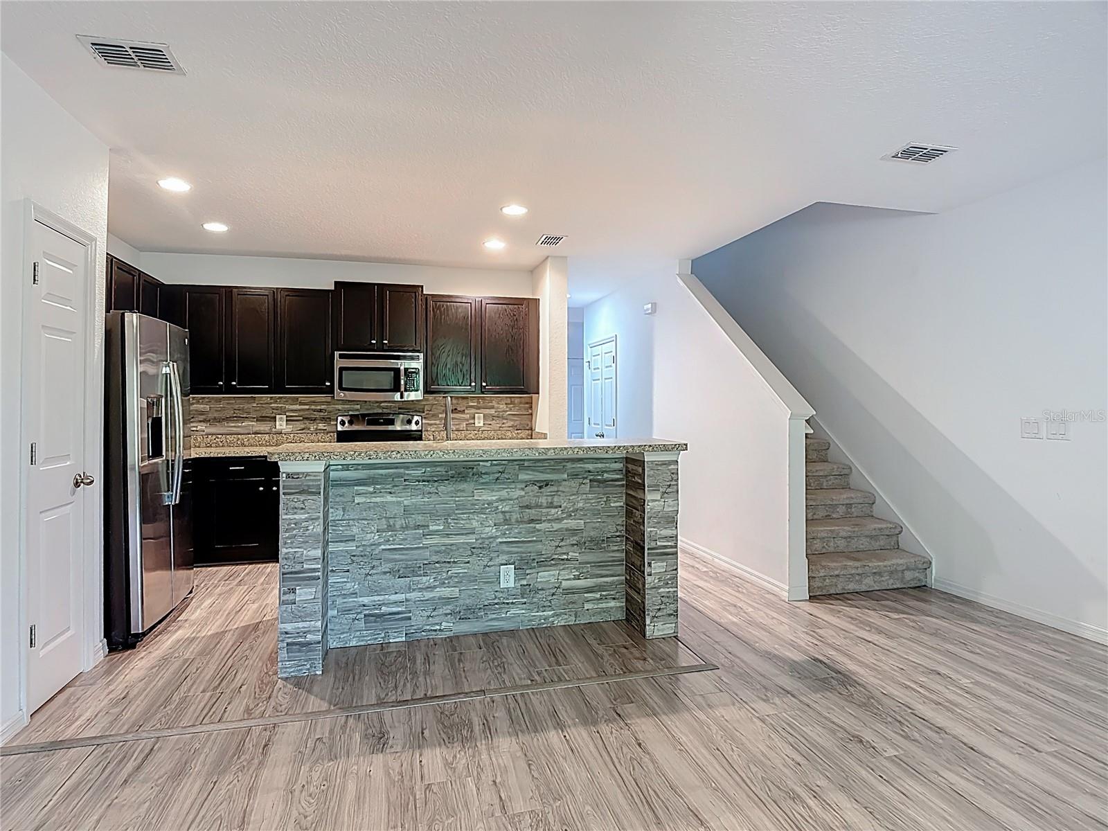 2896 TANZANITE TER, KISSIMMEE, FL, 34758