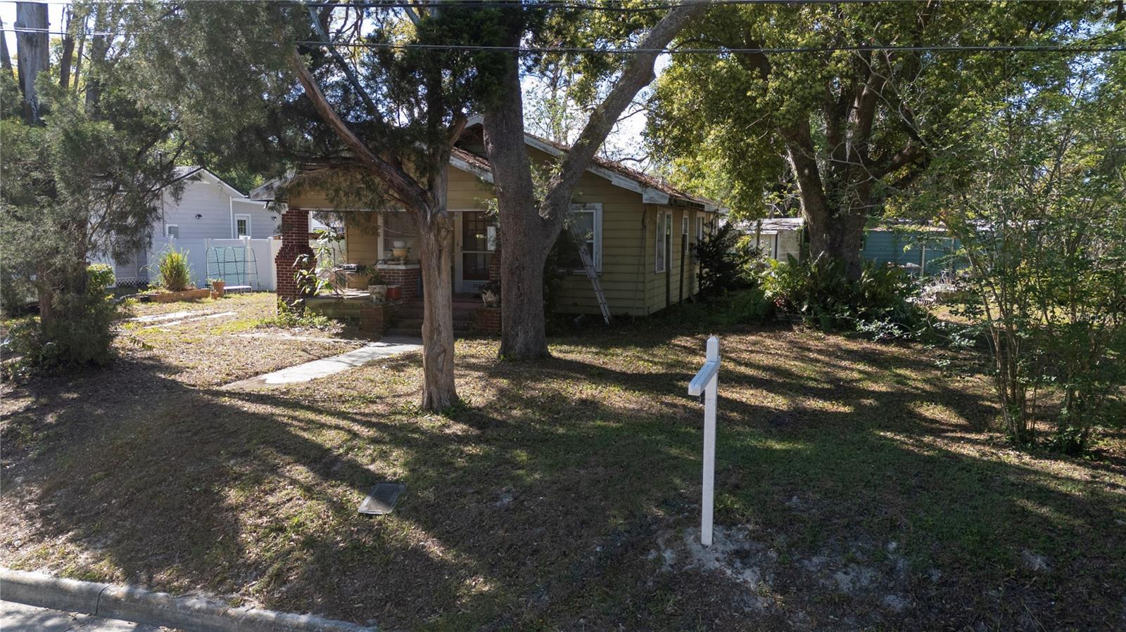 212 W LAMBRIGHT ST, TAMPA, FL, 33604