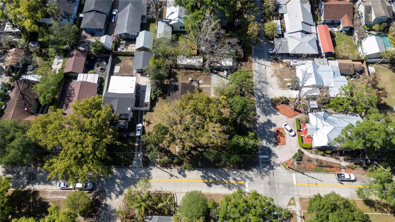 212 W LAMBRIGHT ST, TAMPA, FL, 33604