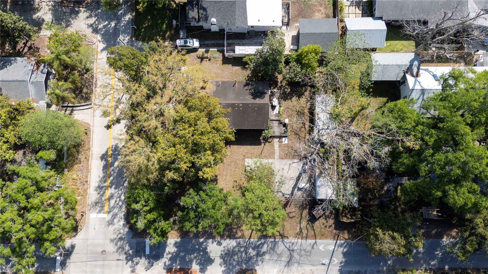 212 W LAMBRIGHT ST, TAMPA, FL, 33604