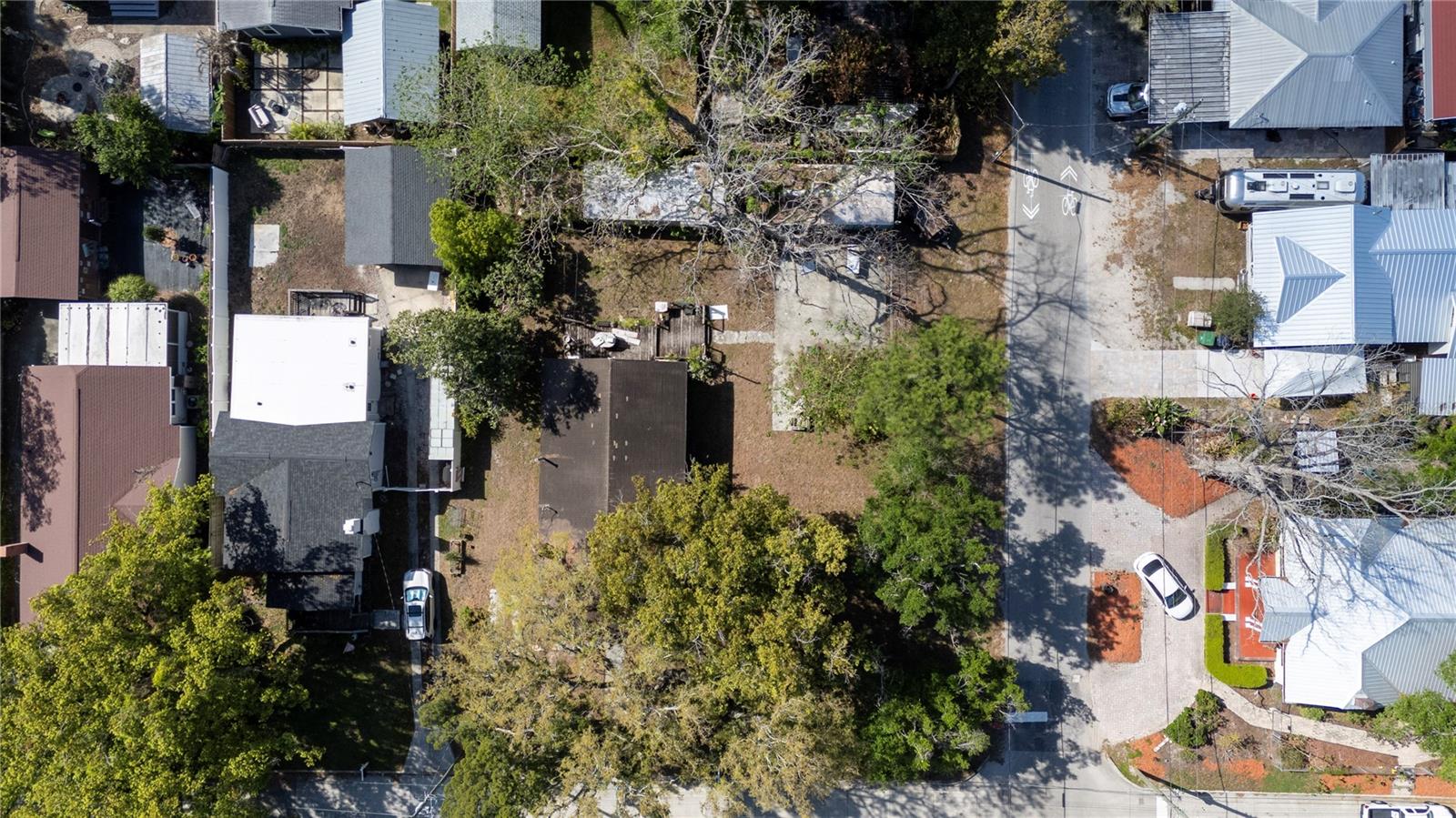 212 W LAMBRIGHT ST, TAMPA, FL, 33604