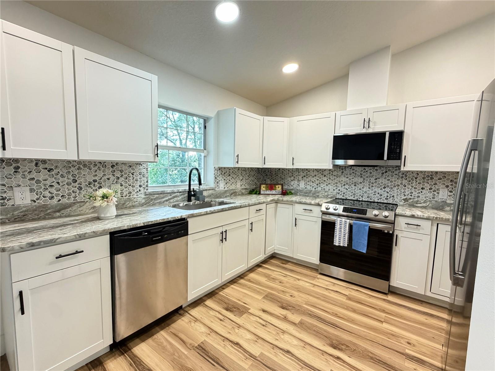30 OLIVE CIRCLE LOOP, OCALA, FL, 34472