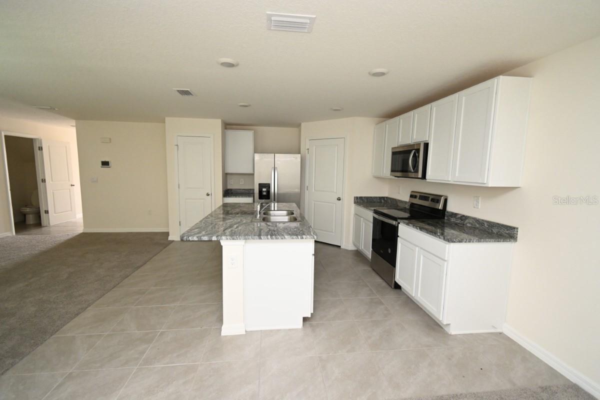 STAINLESS STEEL APPLIANCES