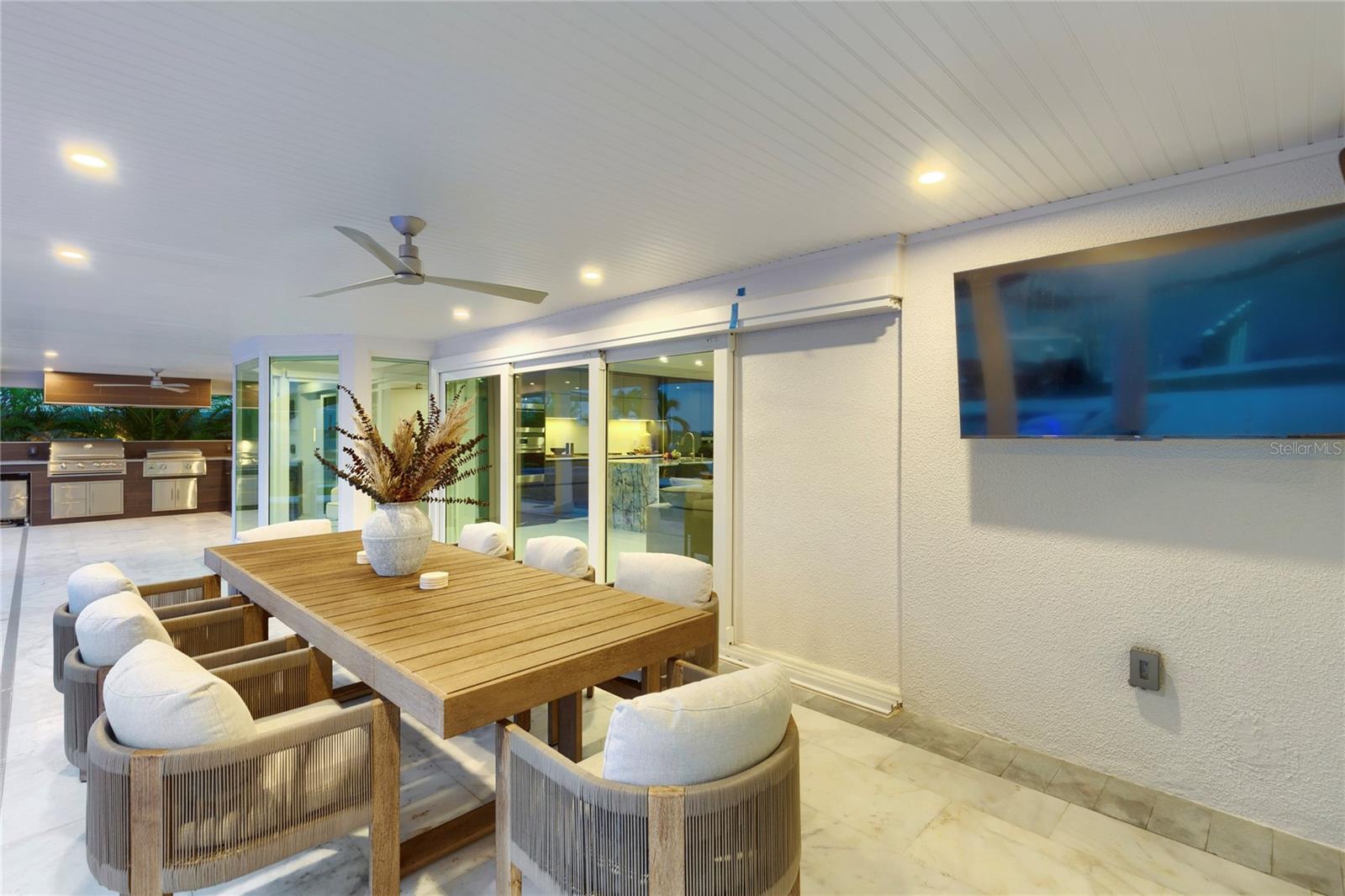 631 HARBOR IS, CLEARWATER BEACH, FL, 33767