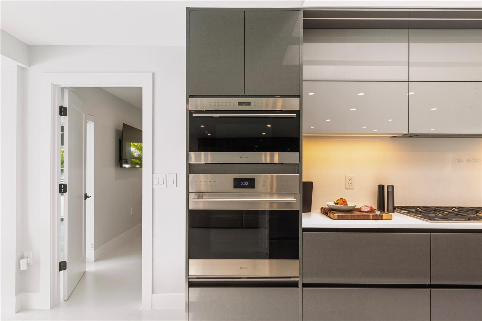 631 HARBOR IS, CLEARWATER BEACH, FL, 33767