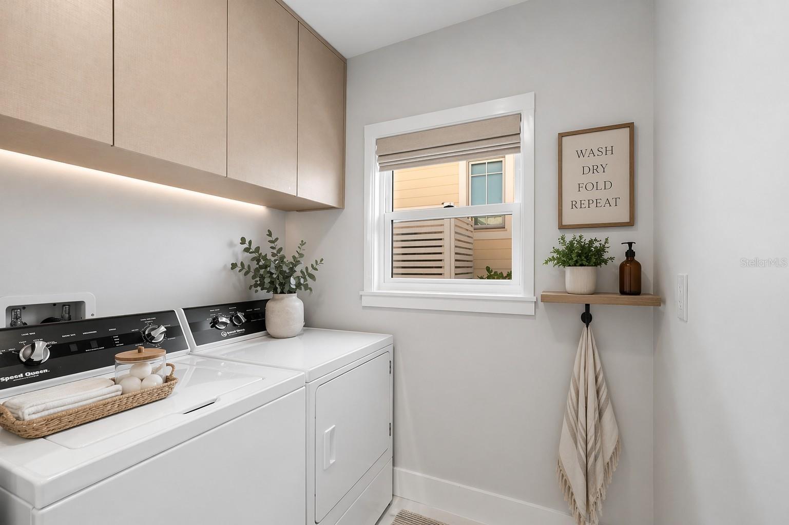 631 HARBOR IS, CLEARWATER BEACH, FL, 33767