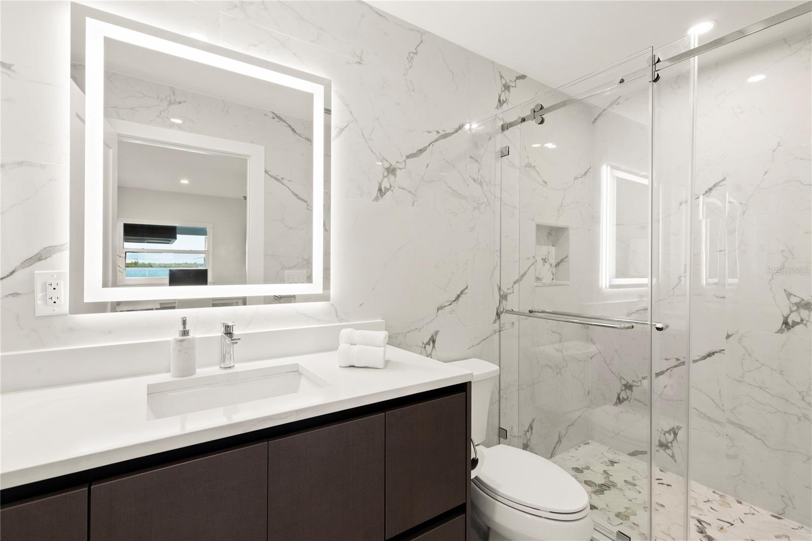 631 HARBOR IS, CLEARWATER BEACH, FL, 33767