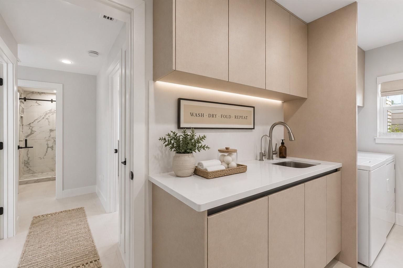 631 HARBOR IS, CLEARWATER BEACH, FL, 33767