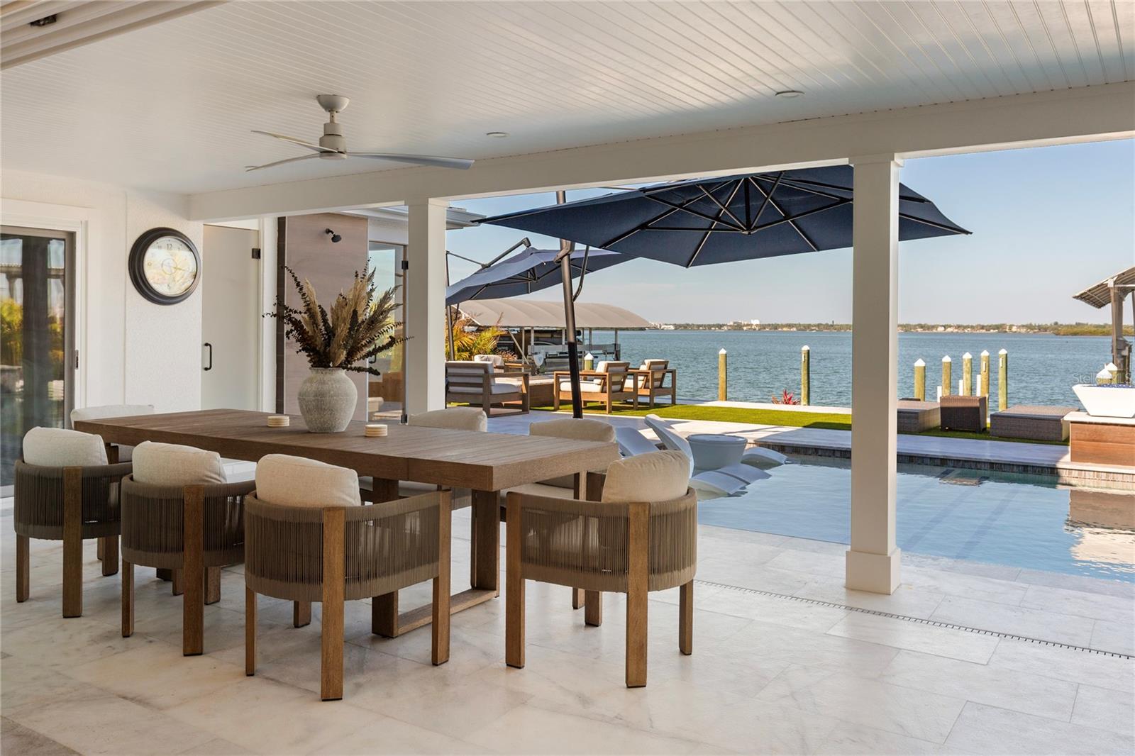 631 HARBOR IS, CLEARWATER BEACH, FL, 33767