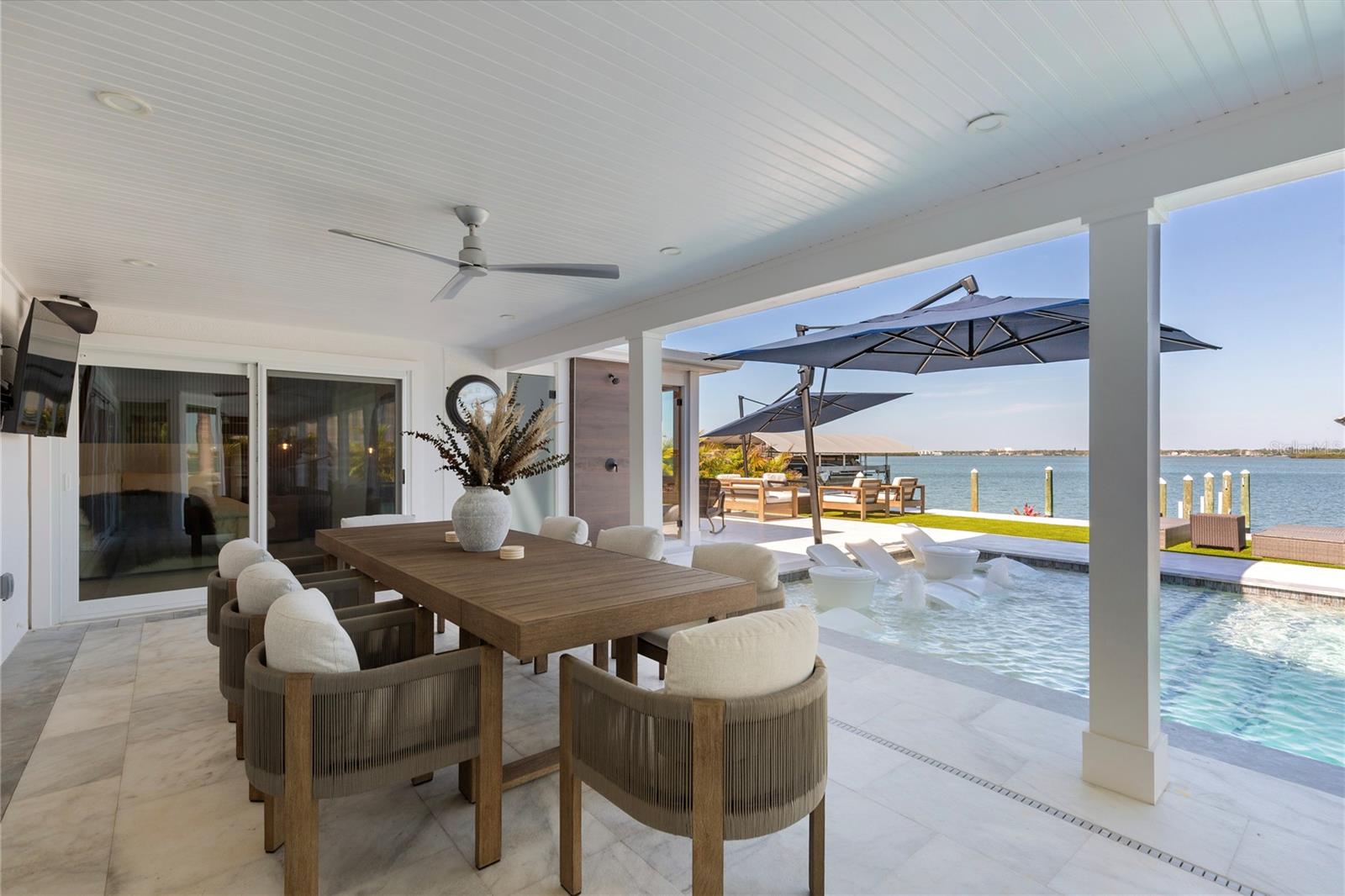 631 HARBOR IS, CLEARWATER BEACH, FL, 33767