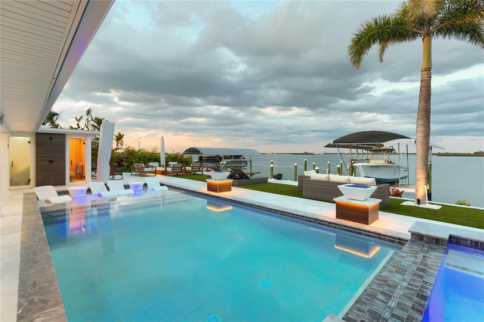 631 HARBOR IS, CLEARWATER BEACH, FL, 33767