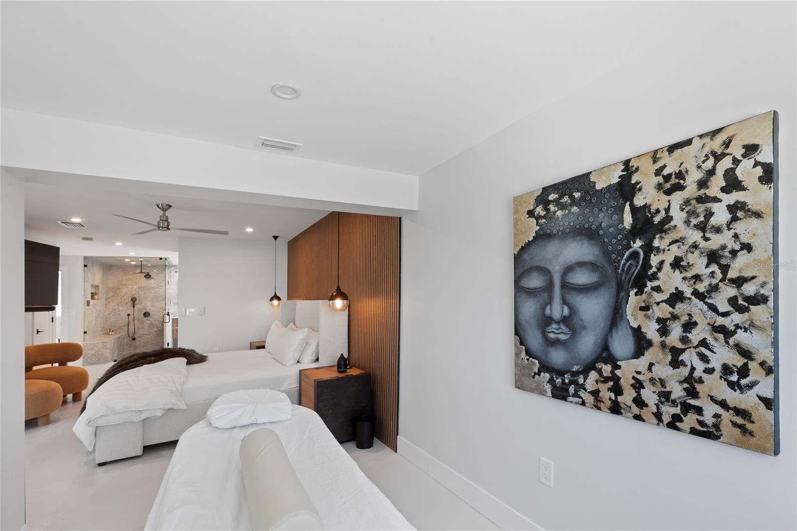 631 HARBOR IS, CLEARWATER BEACH, FL, 33767