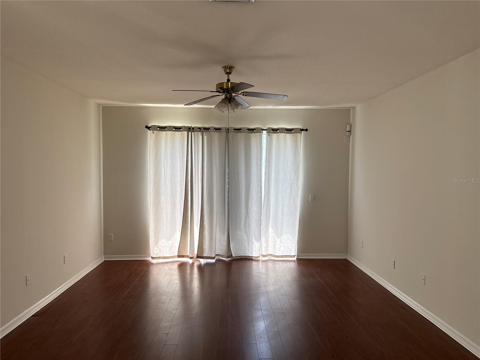 Family room/diningroom