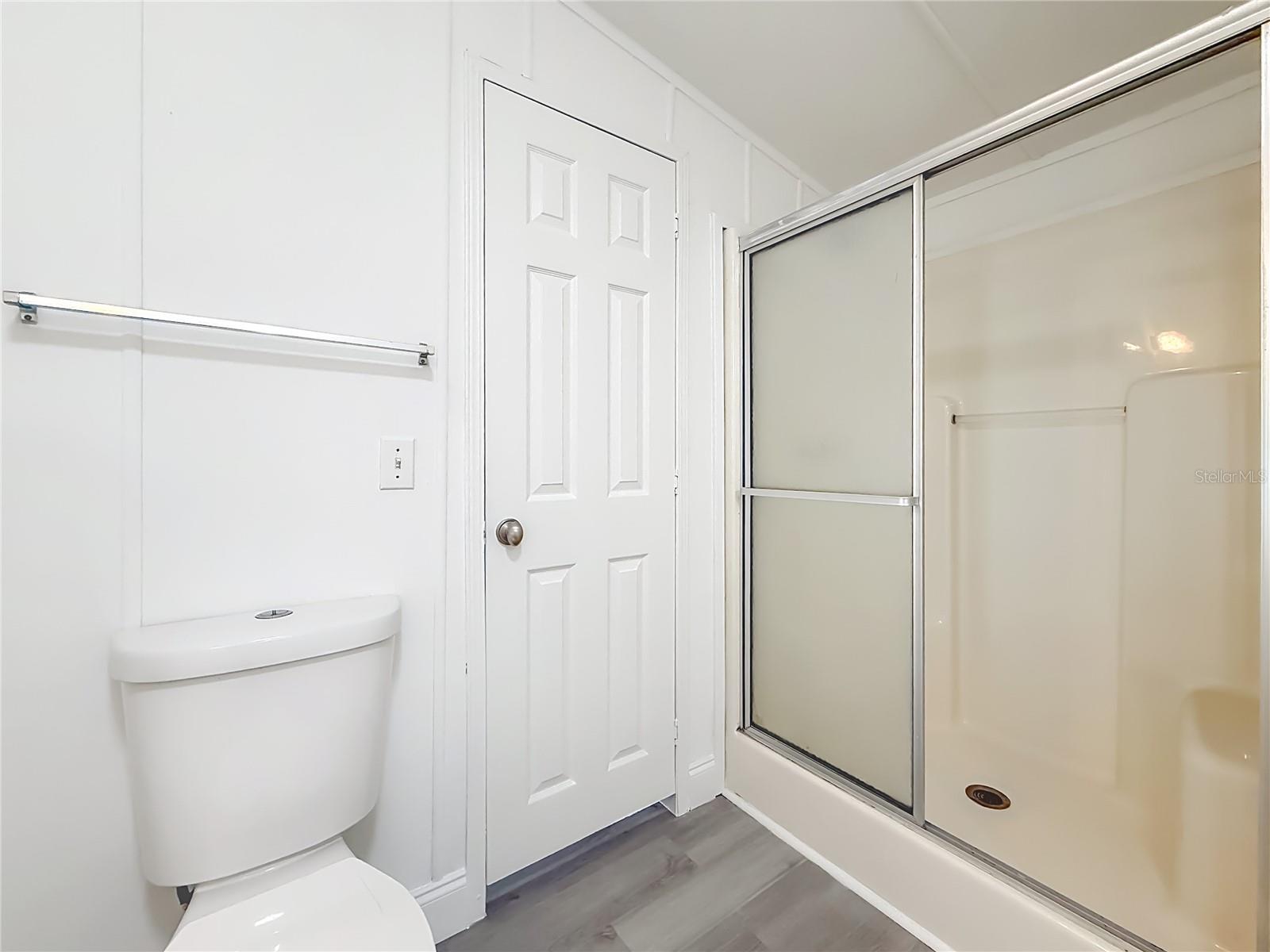 8331 COUNTY ROAD 109, LADY LAKE, FL, 32159