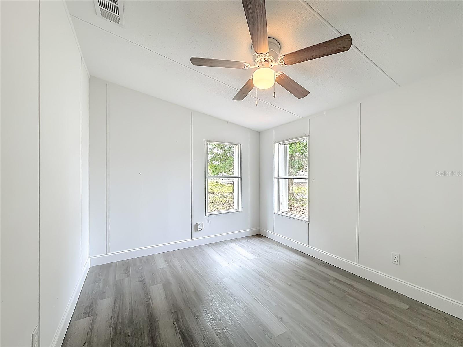 8331 COUNTY ROAD 109, LADY LAKE, FL, 32159