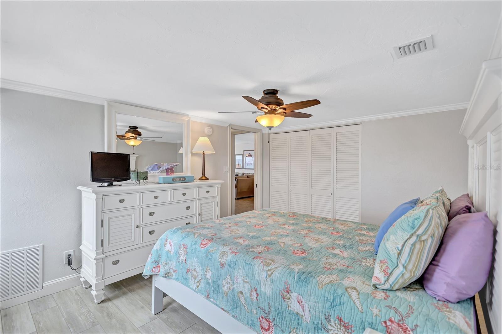 6140 MIDNIGHT PASS RD #501, SARASOTA, FL, 34242