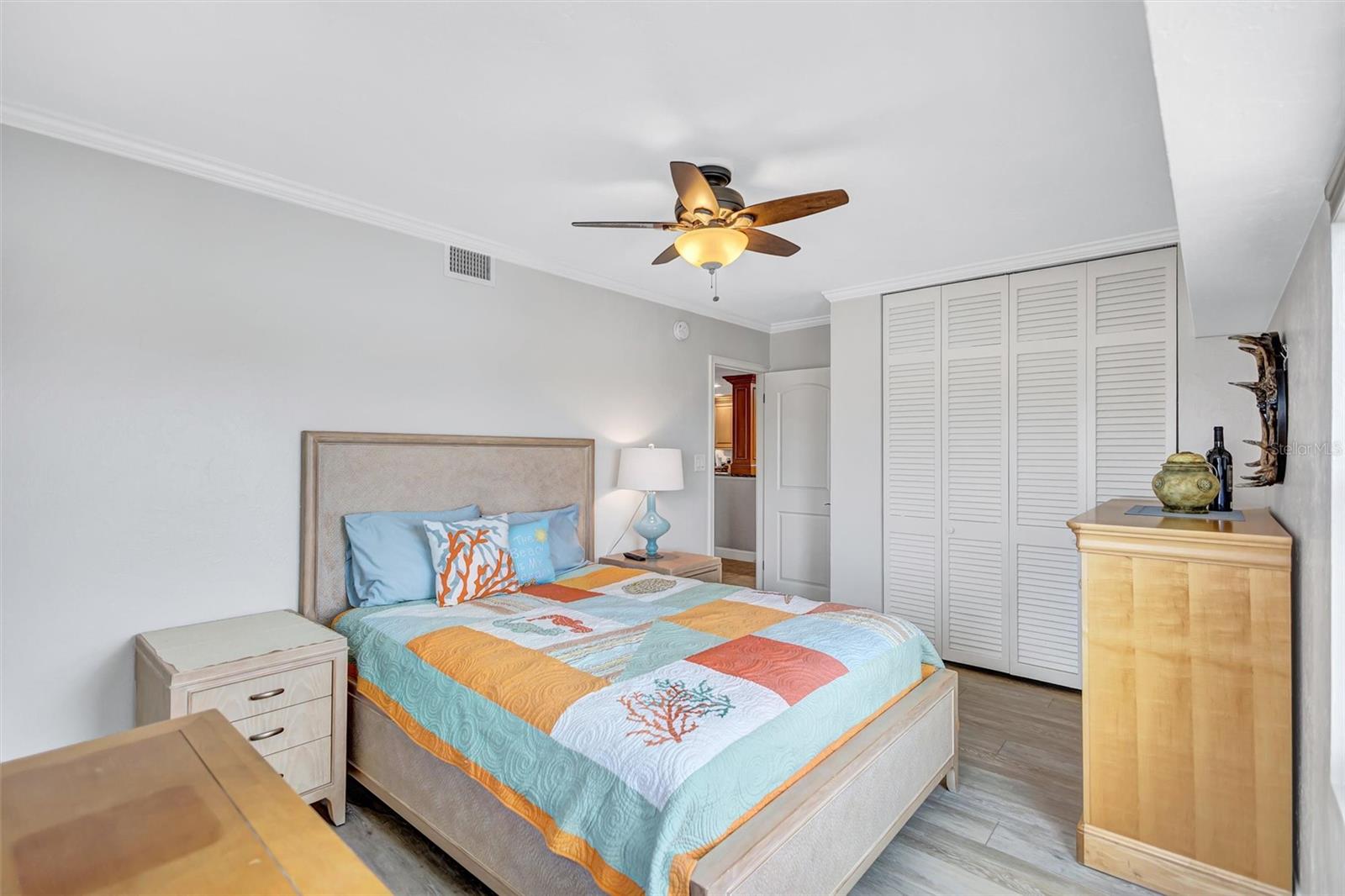 6140 MIDNIGHT PASS RD #501, SARASOTA, FL, 34242