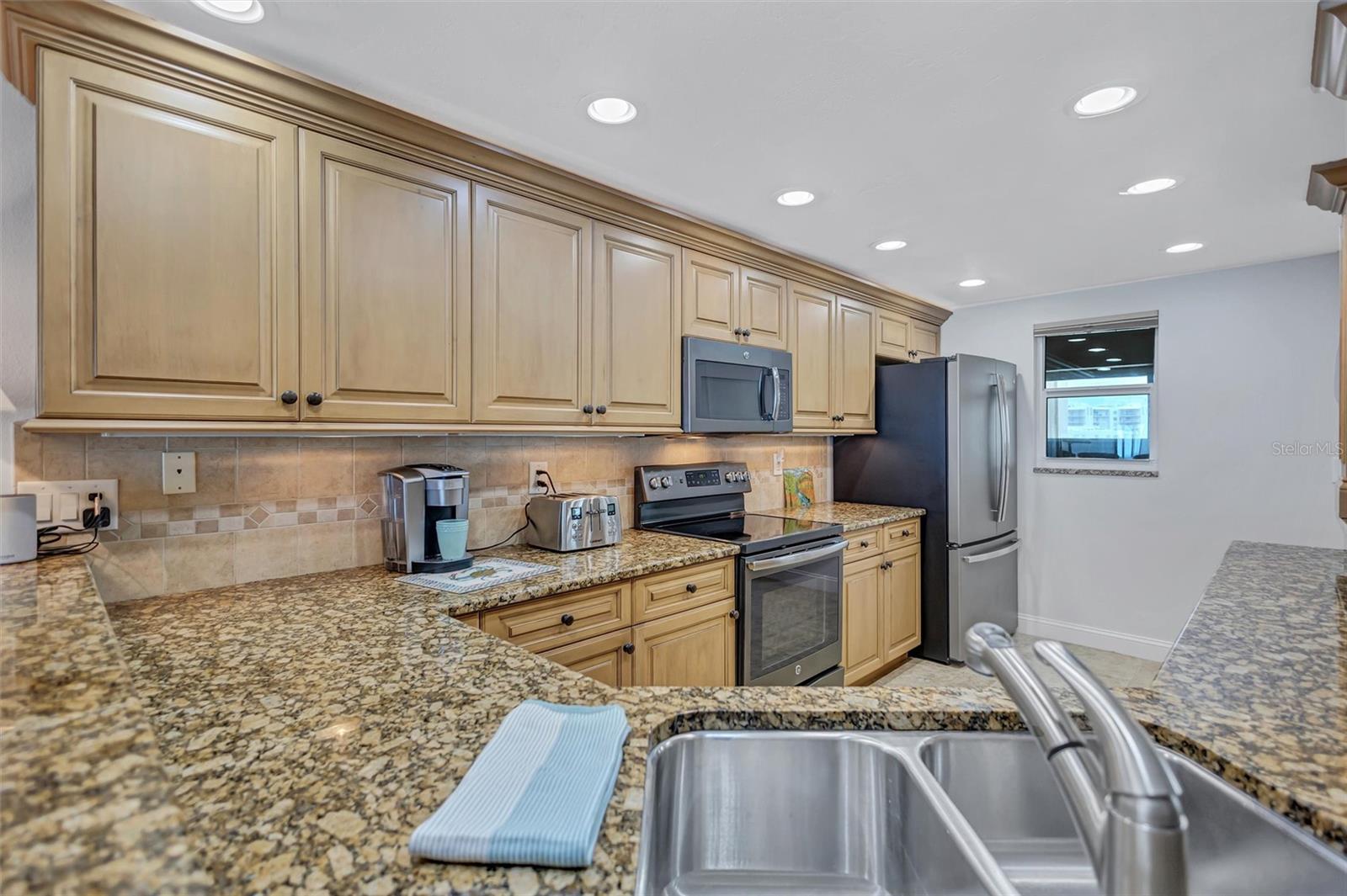 6140 MIDNIGHT PASS RD #501, SARASOTA, FL, 34242