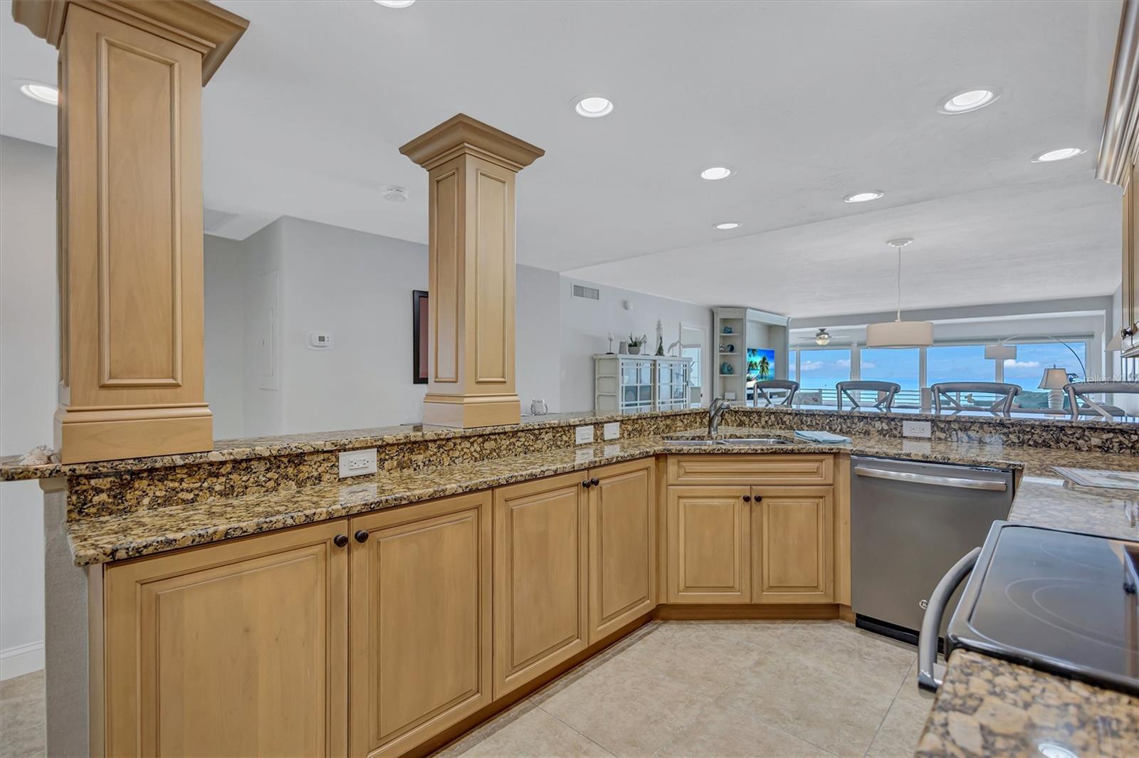 6140 MIDNIGHT PASS RD #501, SARASOTA, FL, 34242