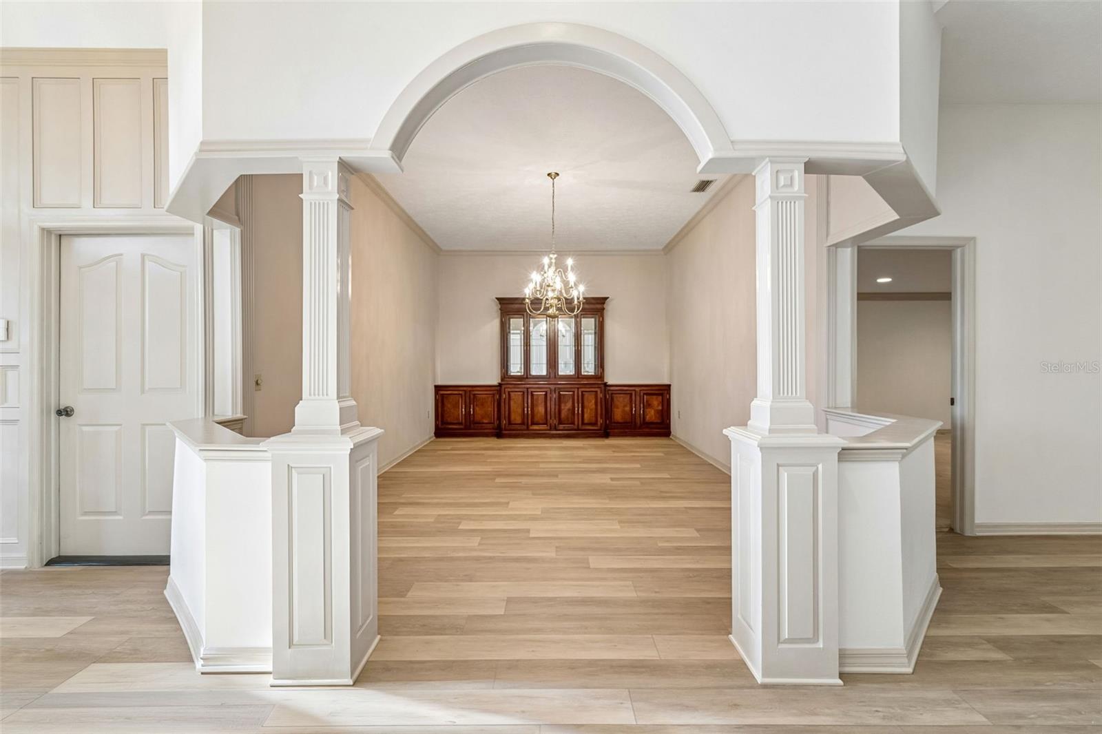 2708 BELL SHOALS RD, BRANDON, FL, 33511