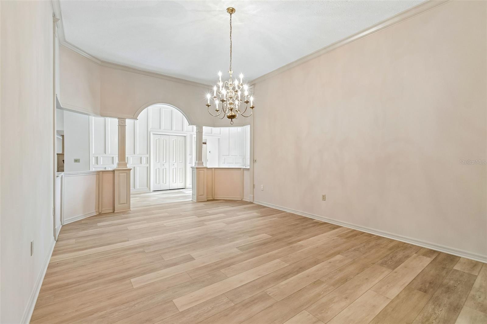 2708 BELL SHOALS RD, BRANDON, FL, 33511