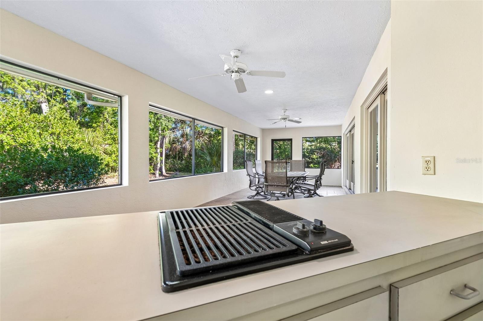 2708 BELL SHOALS RD, BRANDON, FL, 33511