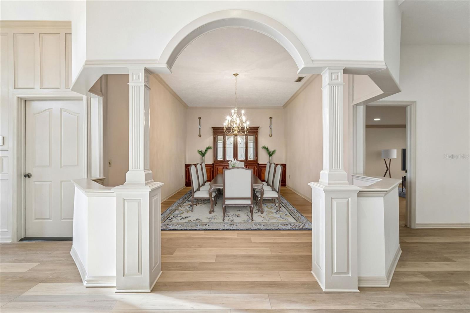 2708 BELL SHOALS RD, BRANDON, FL, 33511